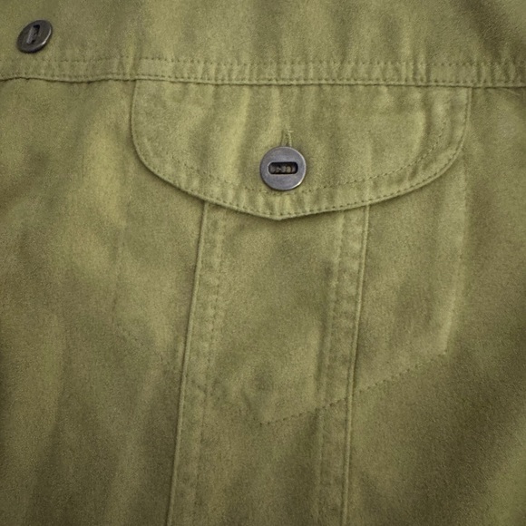 CHICO’S Faux Suede Shacket. Wears as shirt or light jacket   Chicos size 2 (M) - Picture 9 of 10